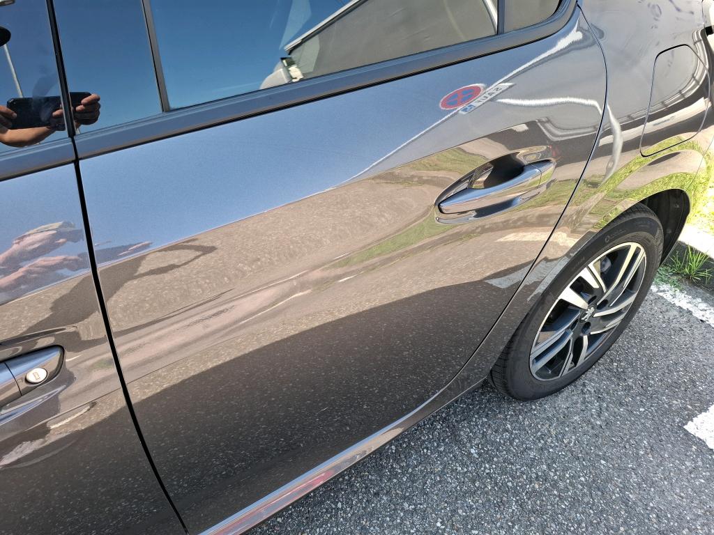 Peugeot 208 PureTech 100 S&S BVM6 Allure Pack 2023