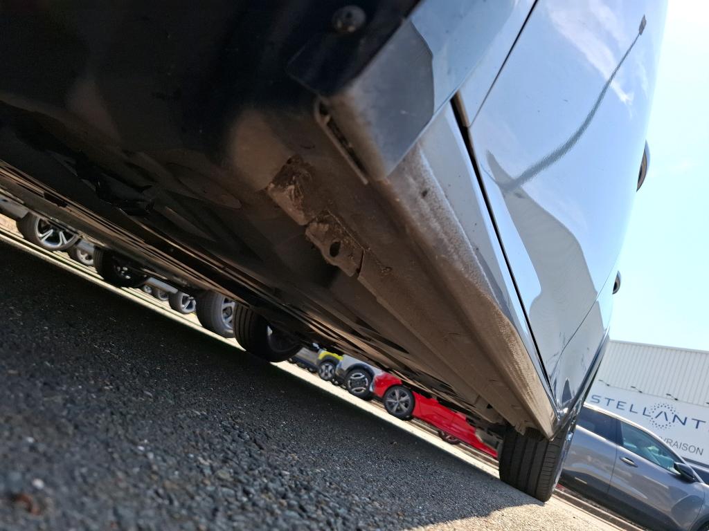 Peugeot 208 PureTech 130 S&S EAT8 GT 2023