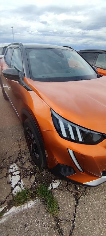 Foto Peugeot 2008 4