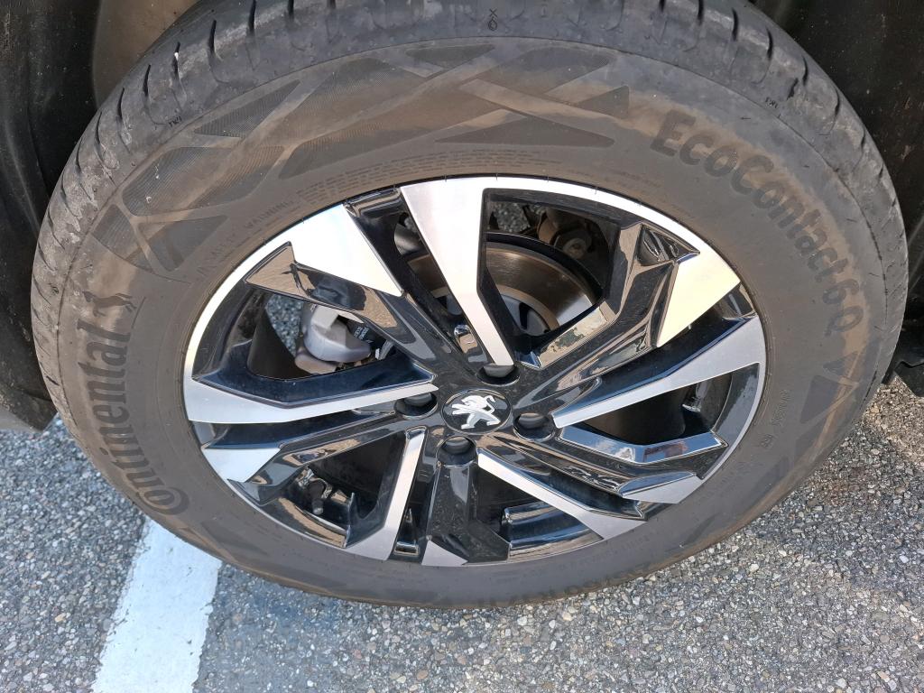 Peugeot 2008 BlueHDi 130 S&S EAT8 Allure Pack 2022