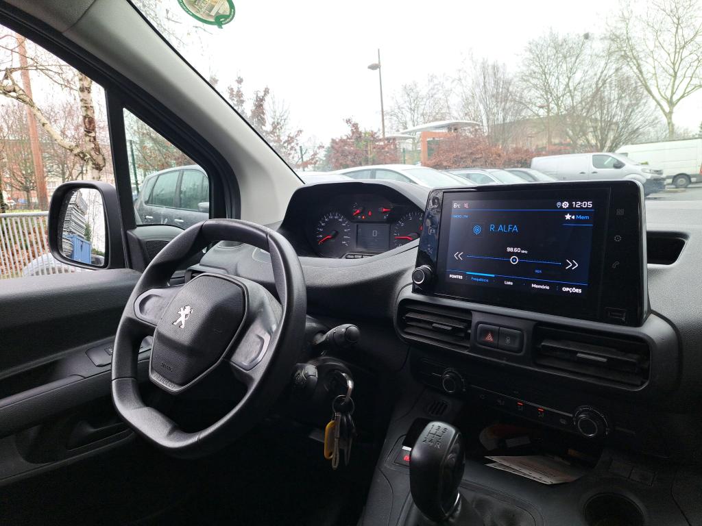 Peugeot PARTNER FOURGON STANDARD 650 KG BLUEHDI 100 S&S BVM5 PREMIUM 2020