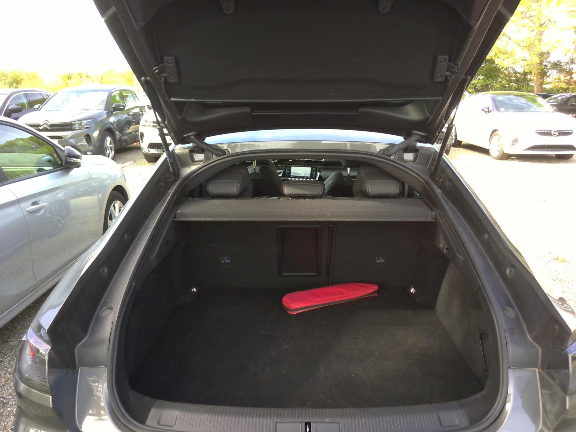 Peugeot 508 Hybrid 225 e-EAT8 GT 2022