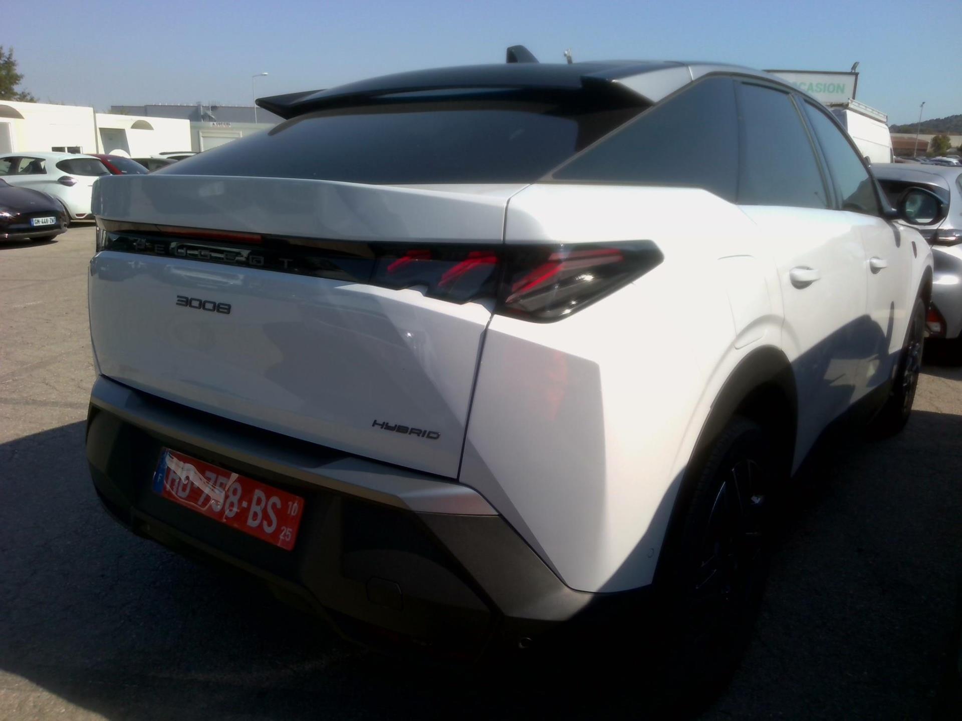 Peugeot 3008 Hybrid 145 e-DCS6 GT 2025