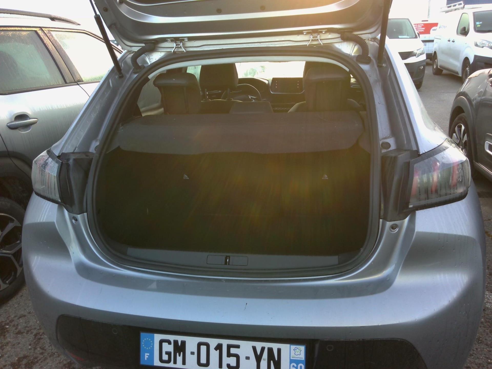 Peugeot 208 BlueHDi 100 S&S BVM6 Allure 2023