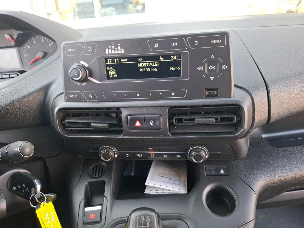Peugeot PARTNER FOURGON STANDARD 650 KG BLUEHDI 100 S&S BVM5 PREMIUM 2021
