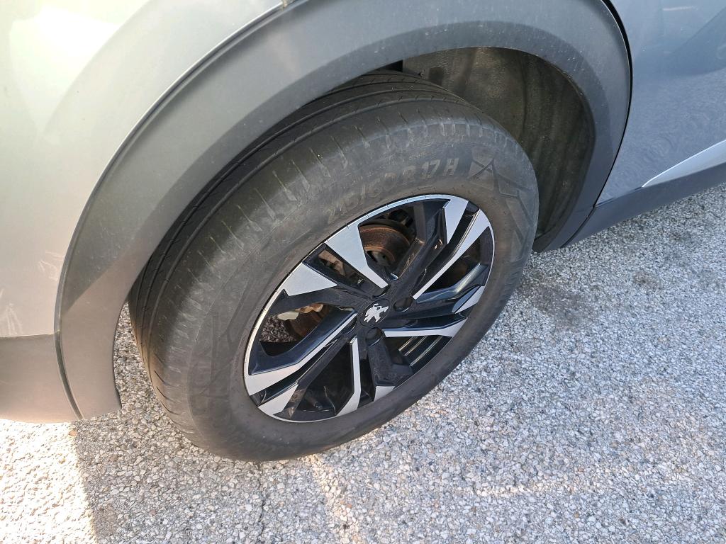 Peugeot 2008 PureTech 130 S&S BVM6 Allure 2022