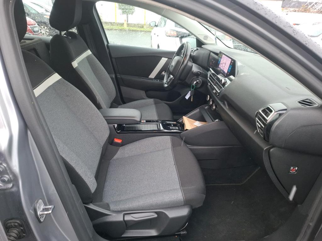 Citroen C4 SOCIETE BLUEHDI 130 S&S EAT8 FEEL NAV BUSINESS R 2021