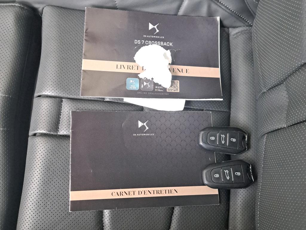 DS DS7 Crossback Hybride E-Tense 300 EAT8 4x4 Rivoli 2021