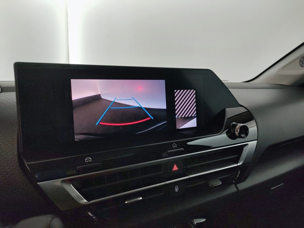 Citroen C4 PureTech 130 S&S EAT8 Shine 2023