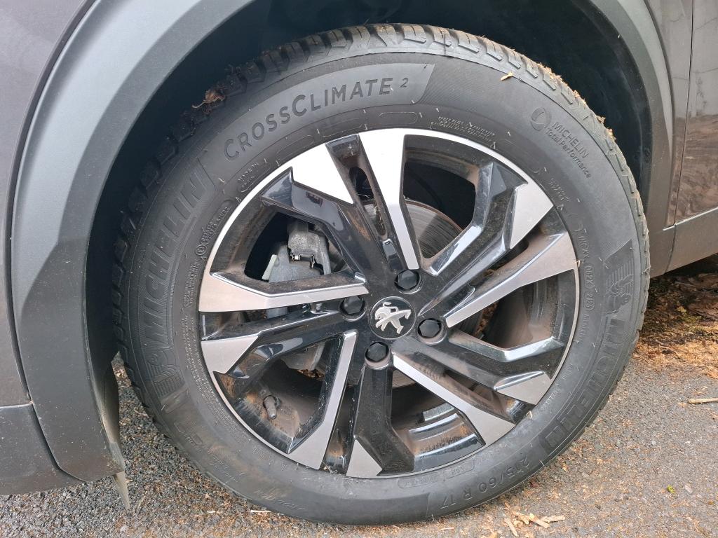Peugeot 2008 PureTech 130 S&S EAT8 GT 2021