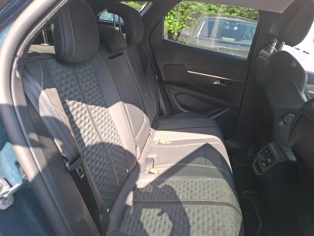 Peugeot 3008 Hybrid 225 e-EAT8 Roadtrip 2021