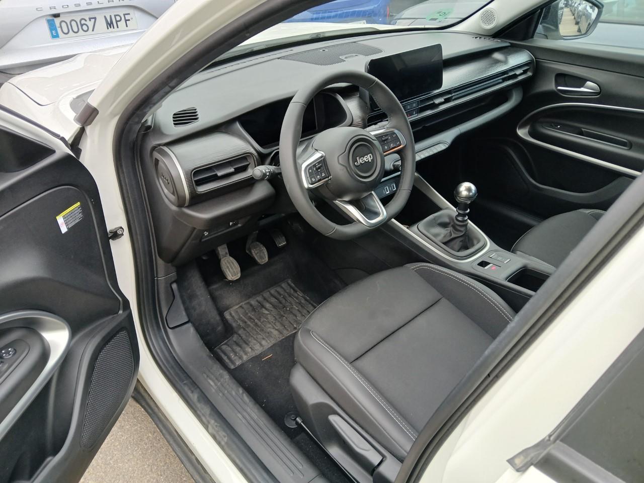 Foto Jeep AVENGER 4