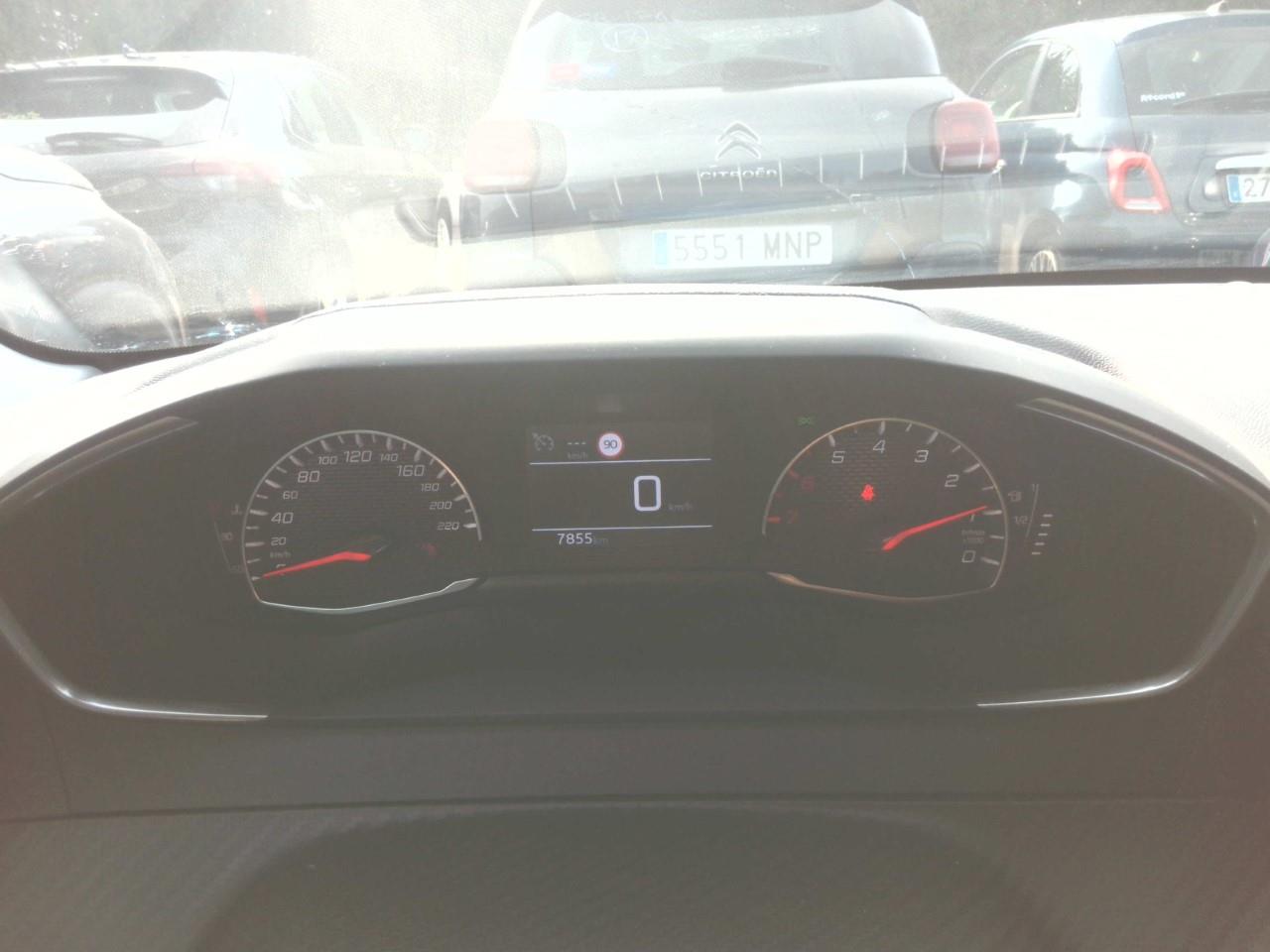 Foto Peugeot 208 5