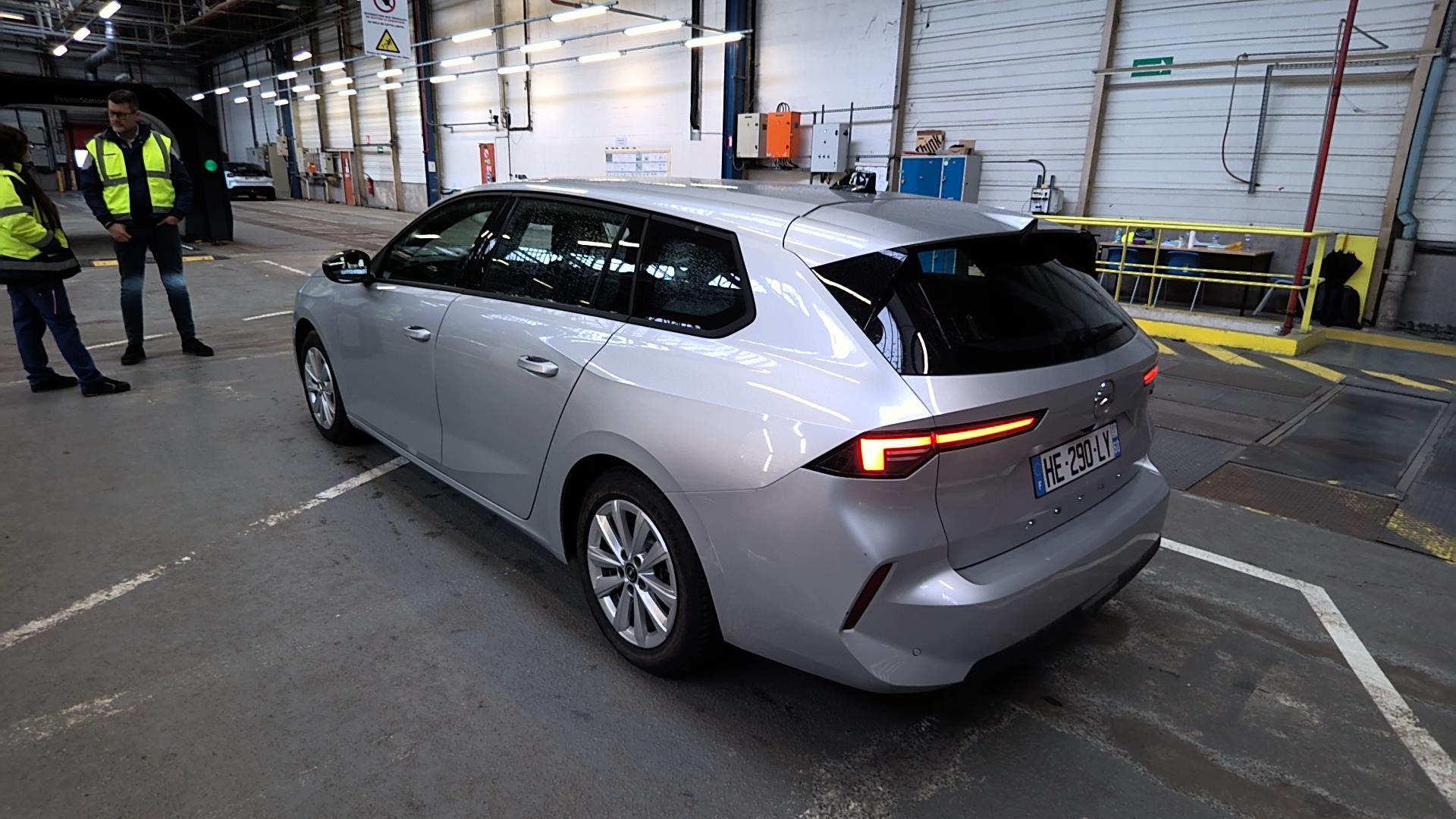 Opel Astra Sports Tourer 1.2 Turbo Hybride 145 ch e-DCT6 Business 2025