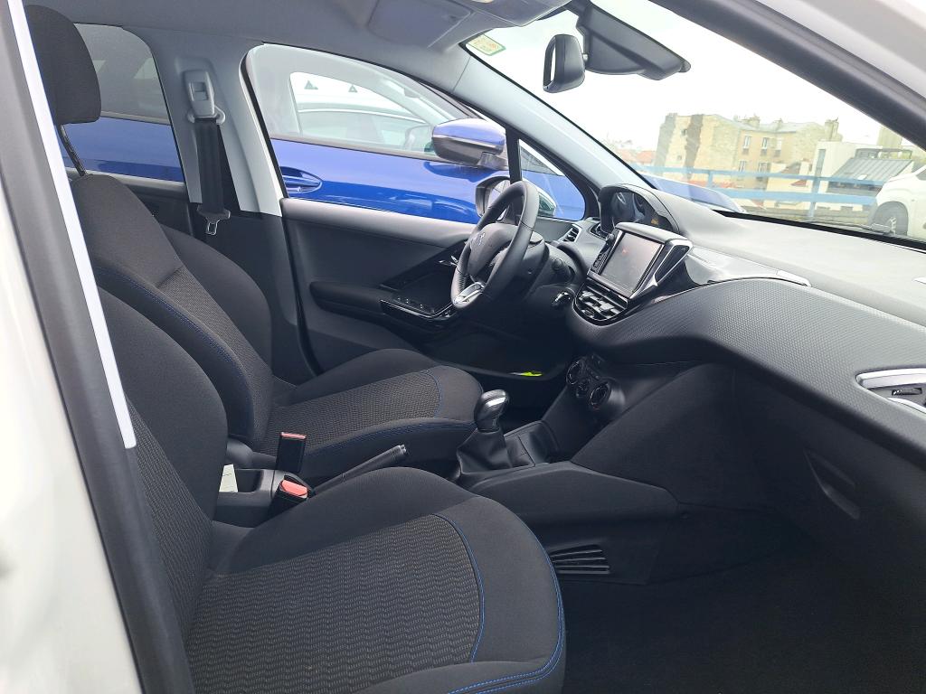 Peugeot 208 PureTech 82ch S&S BVM5 Signature 2019