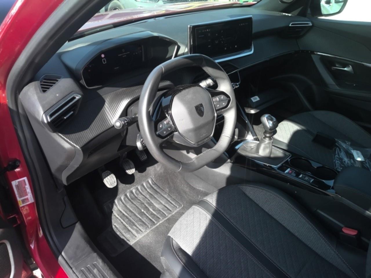 Foto Peugeot 2008 5