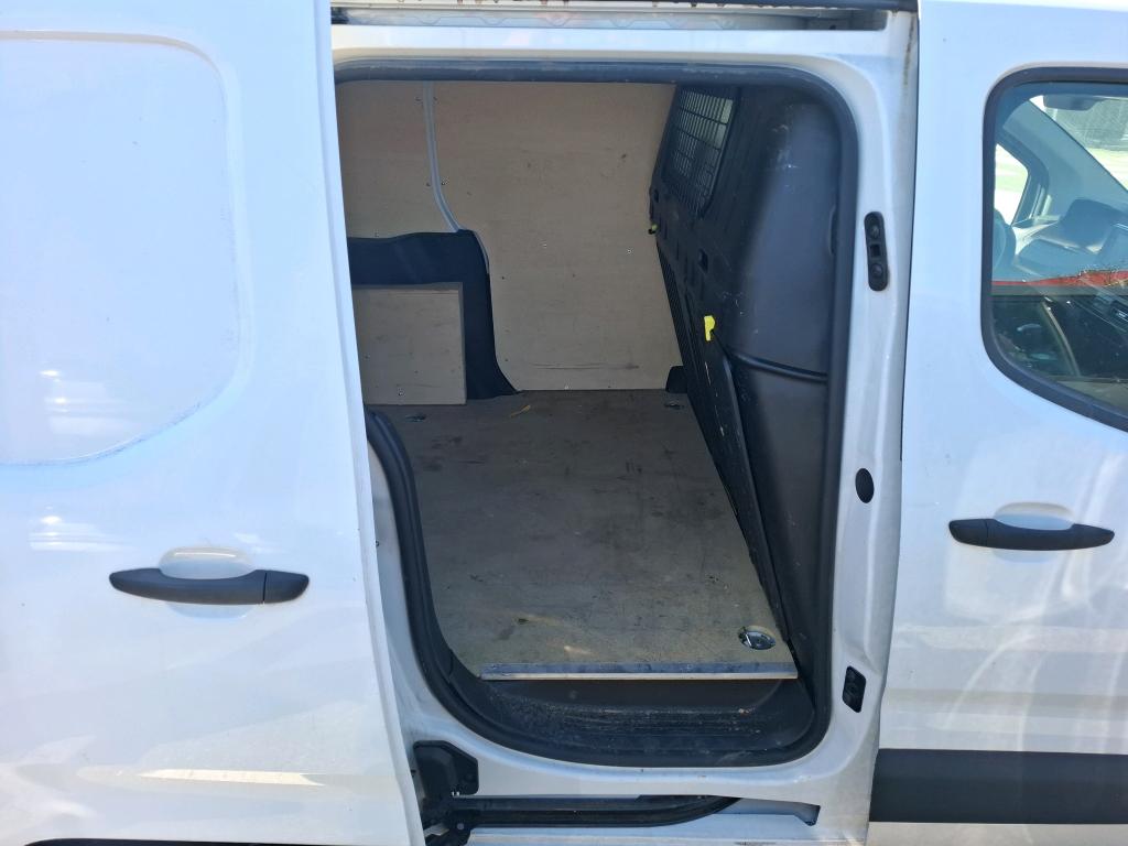 Peugeot PARTNER FOURGON STANDARD 650 KG BLUEHDI 100 S&S BVM6 ASPHALT 2022