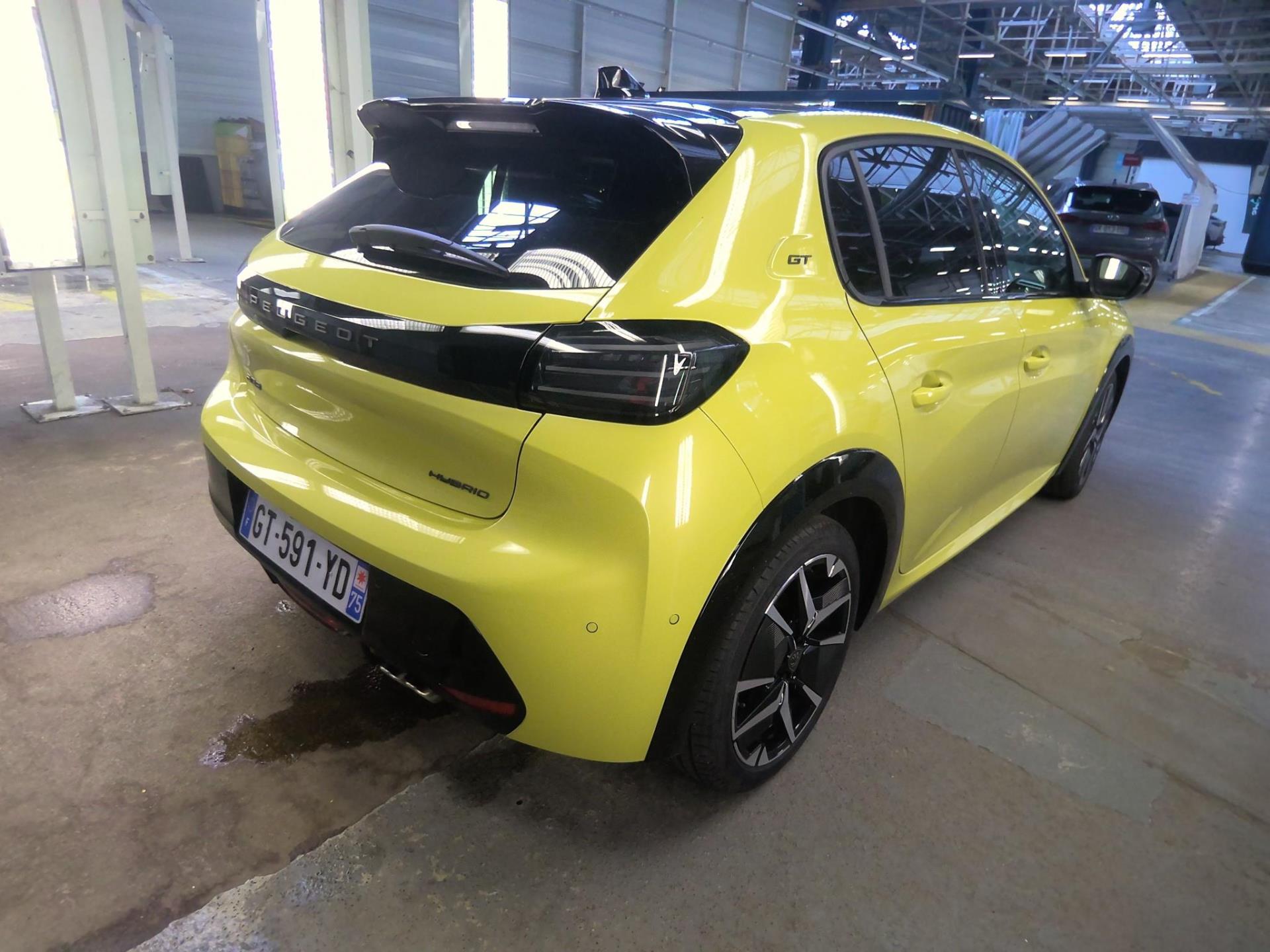 Peugeot 208 Hybrid 136 e-DCS6 GT 2024