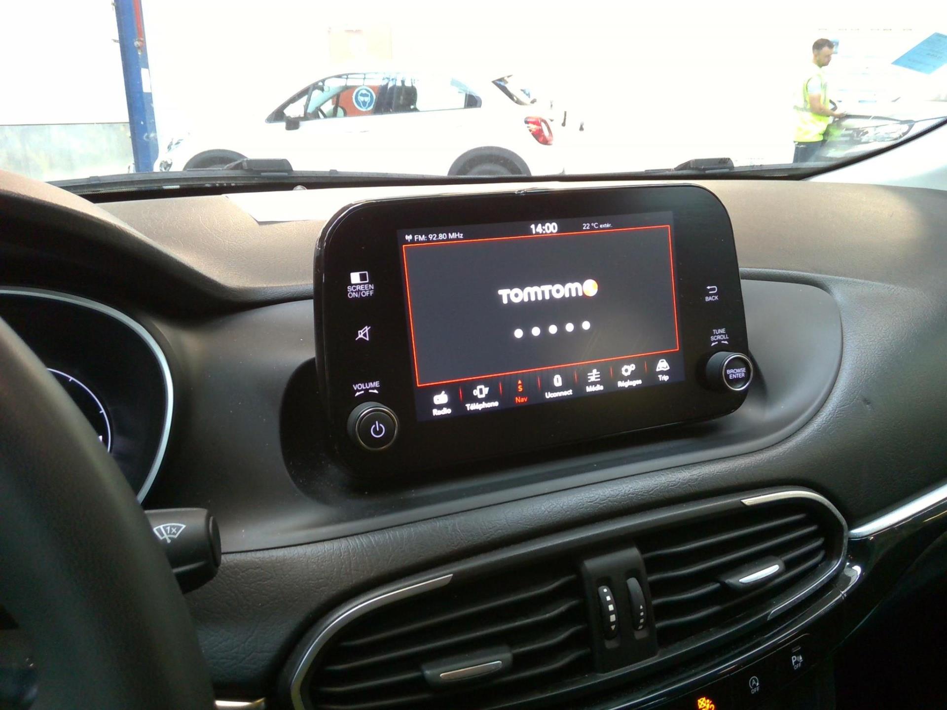 FIAT Tipo Cross 1.0 Firefly Turbo 100 ch S&S Plus 2021