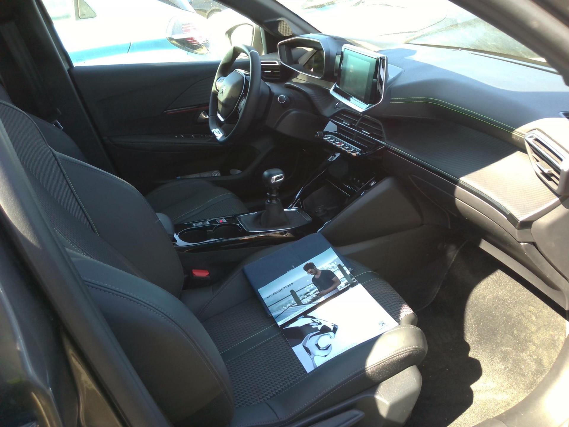 Peugeot 208 BlueHDi 100 S&S BVM6 GT 2023