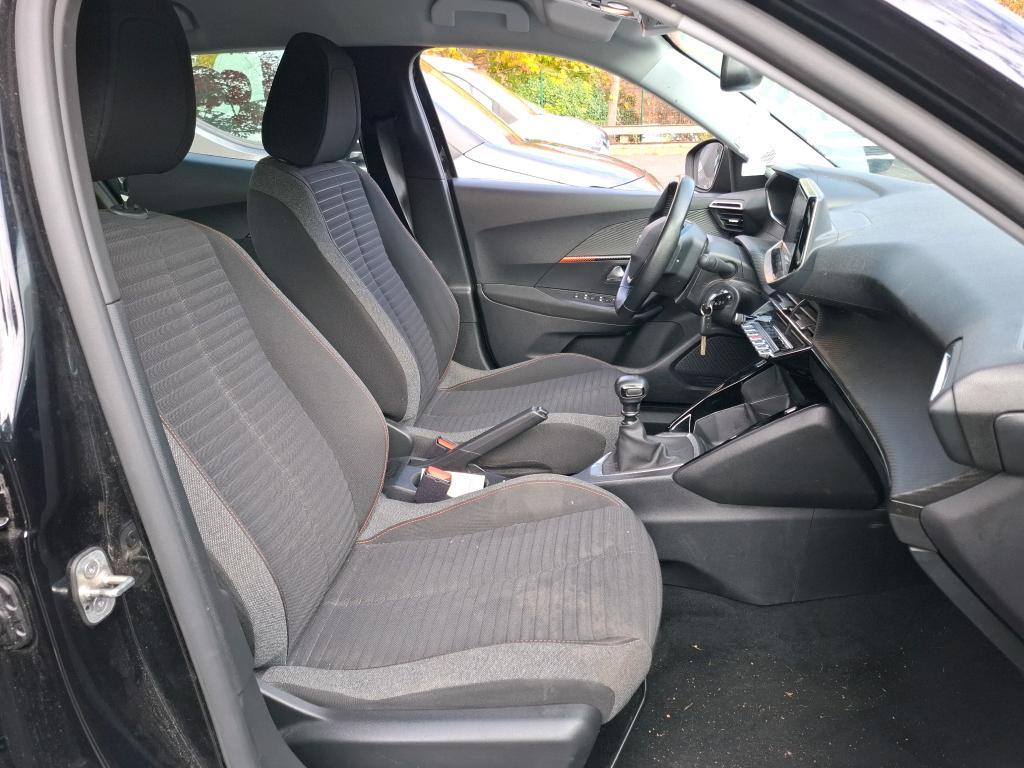 Peugeot 2008 PureTech 130 S&S BVM6 Active Pack 2022