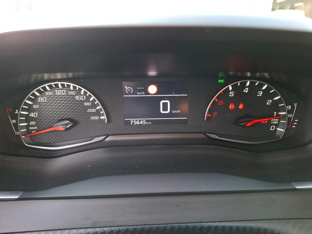 Peugeot 2008 BlueHDi 110 S&S BVM6 Active Pack 2022