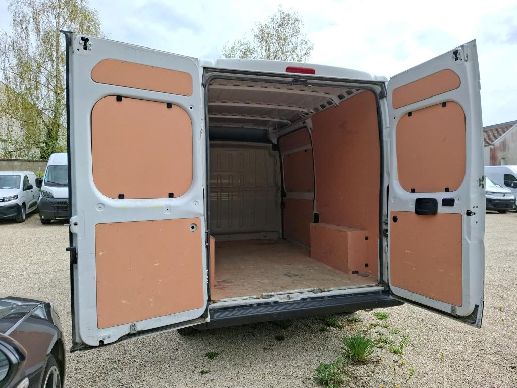 Peugeot BOXER TOLE 333 L2H2 BLUEHDI 120 S&S PREMIUM 2021