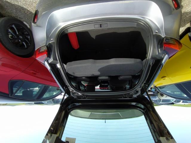 Foto Opel Corsa 13