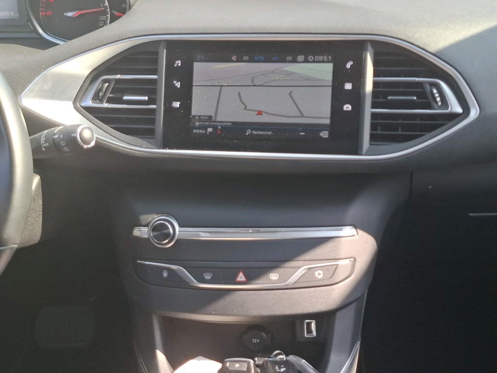 Peugeot 308 SW BlueHDi 130ch S&S EAT8 Allure Business 2021