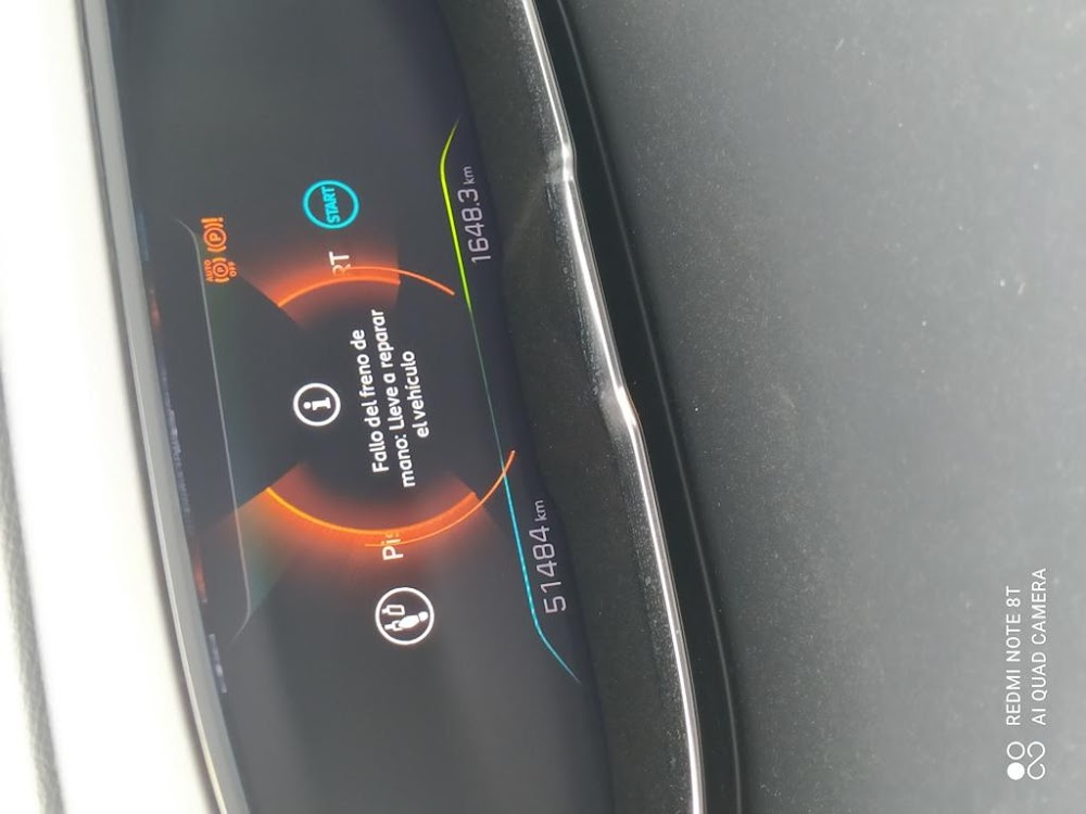 Foto Peugeot 3008 Hybrid 3