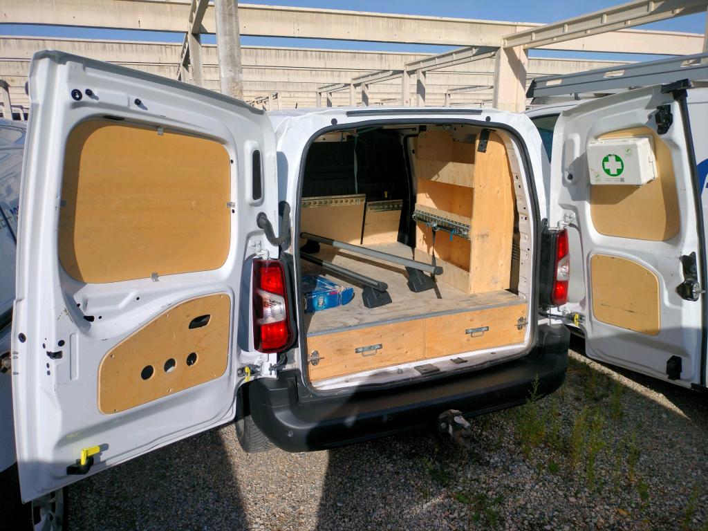 Peugeot PARTNER FOURGON STANDARD 1000 KG BLUEHDI 100 S&S BVM5 ASPHALT 2020