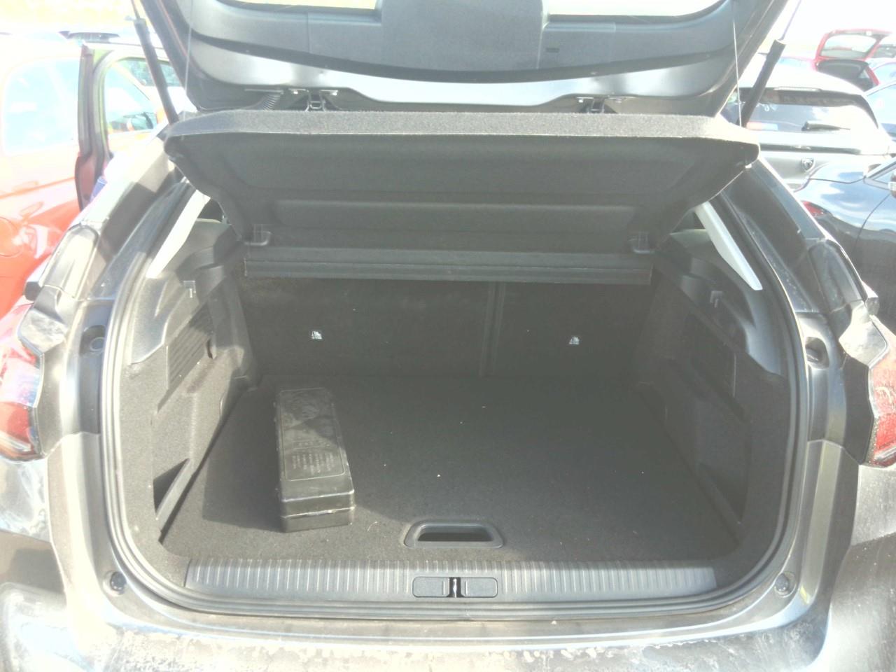 Foto Citroën C4 X 10