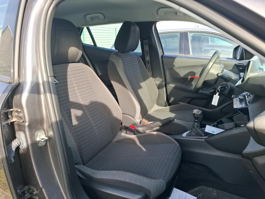 Peugeot 2008 PureTech 130 S&S BVM6 Active Pack 2022