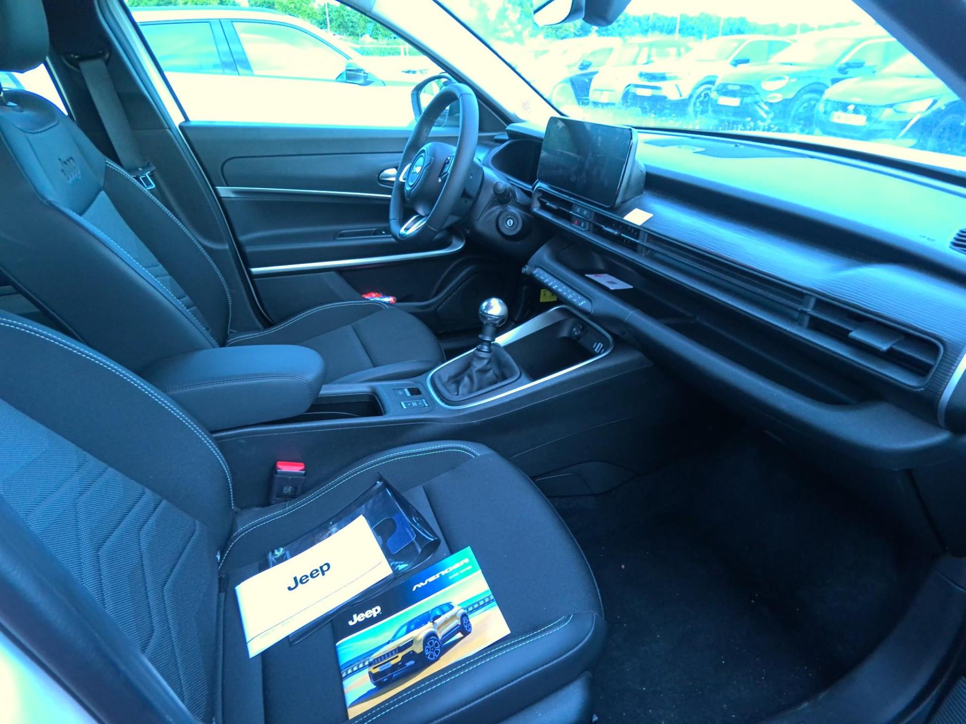 JEEP Avenger 1.2 Turbo T3 100 ch Altitude 2024