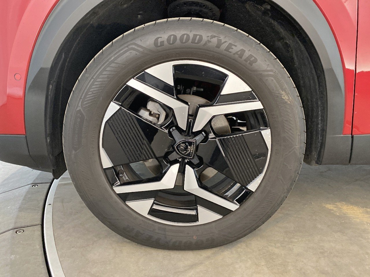 Peugeot 2008 PureTech 130 S&S EAT8 Allure 2024