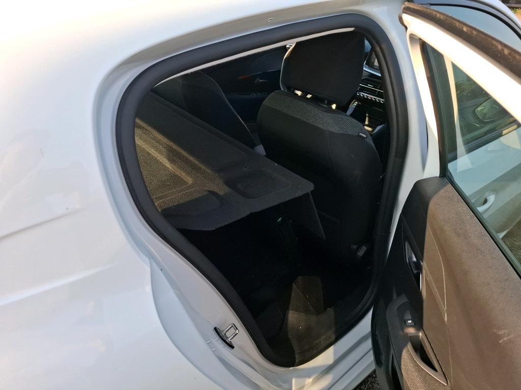 Peugeot 208 BLUEHDI 100 S&S BVM6 ACTIVE BUSINESS R 2022