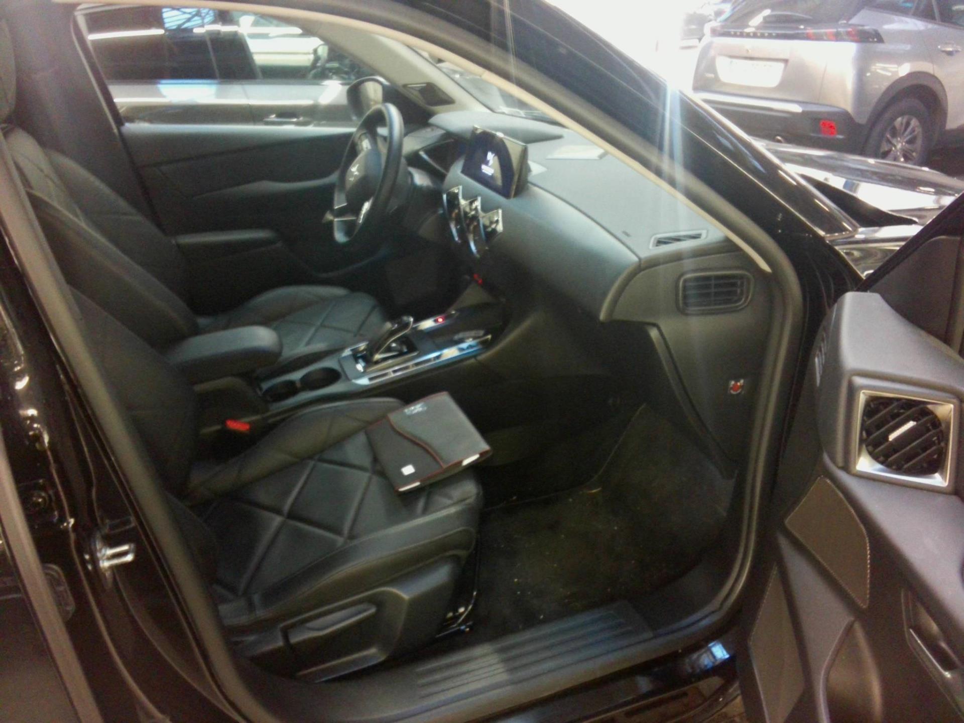 DS DS3 Crossback PureTech 130 EAT8 Rivoli 2023