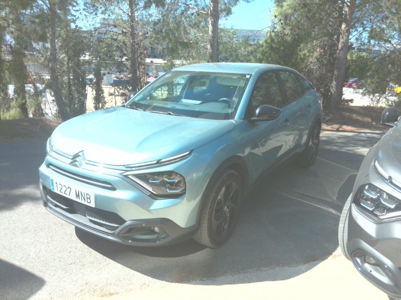 Foto Citroën C4 X 2