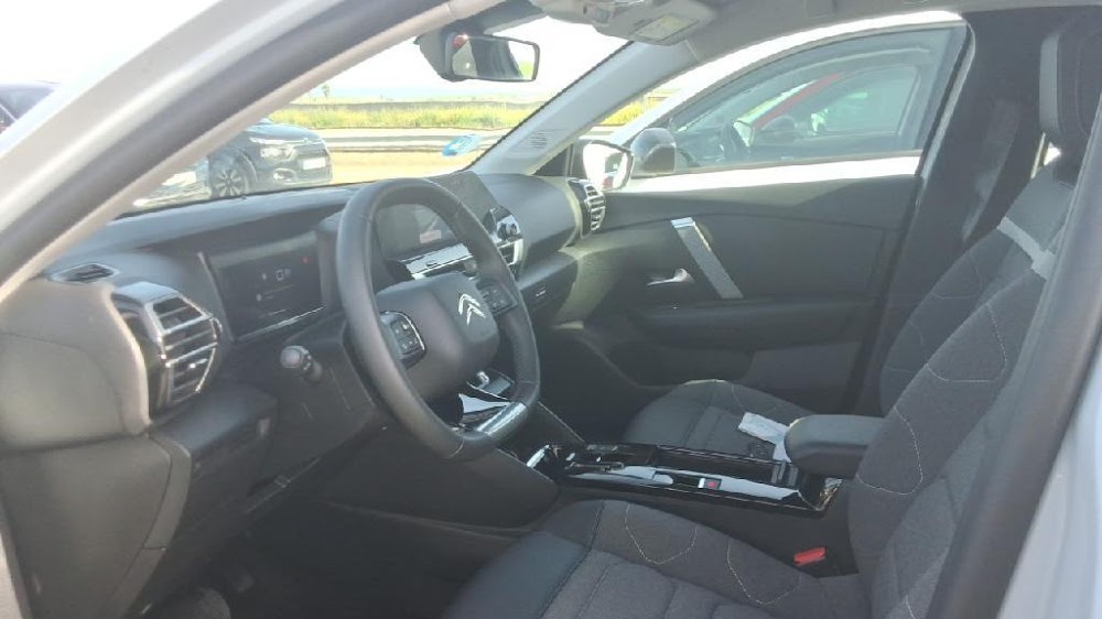 Foto Citroën C4 X 6