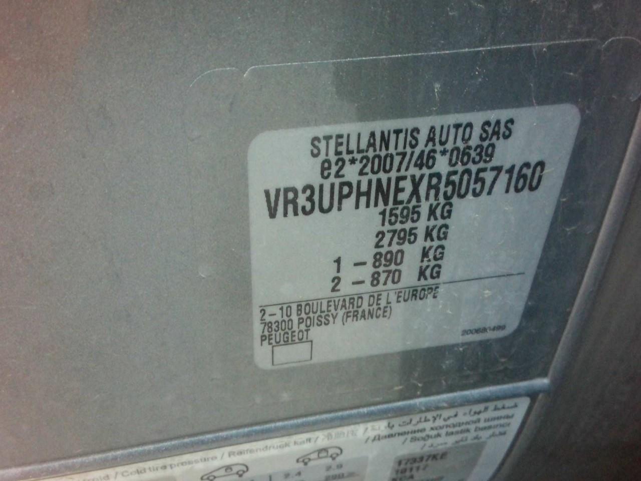 Foto Peugeot 208 12