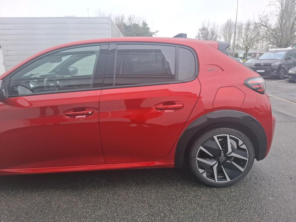 Peugeot 208 PureTech 100 S&S BVM6 GT 2024