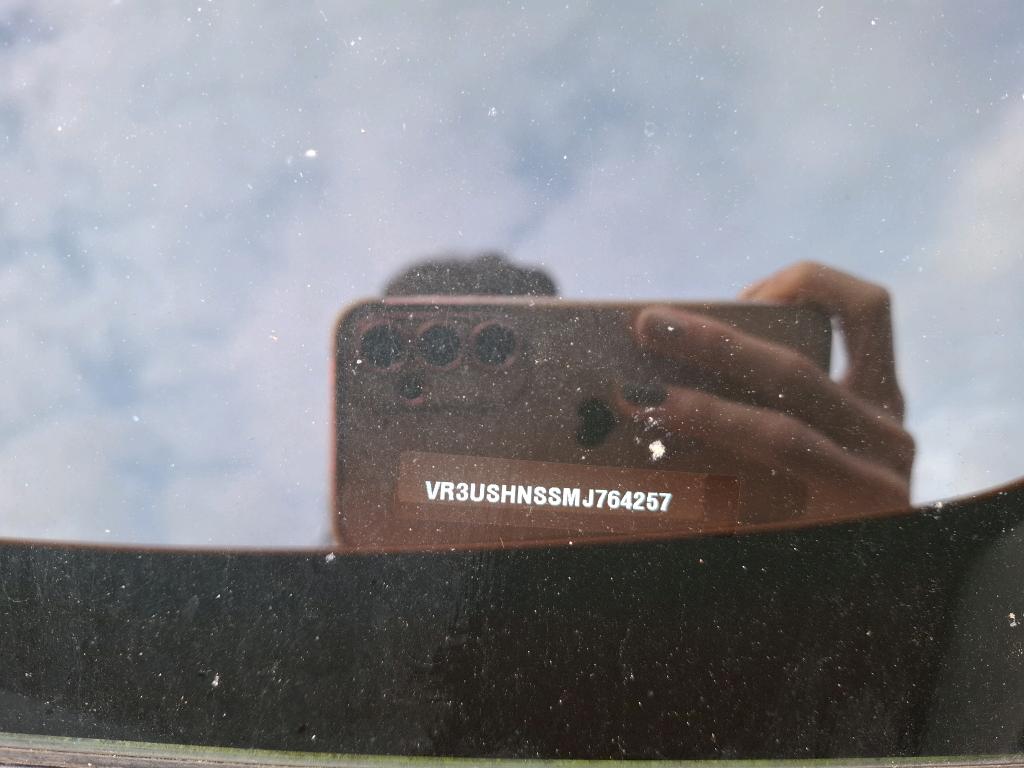 Peugeot 2008 PureTech 130 S&S EAT8 Allure Business 2021