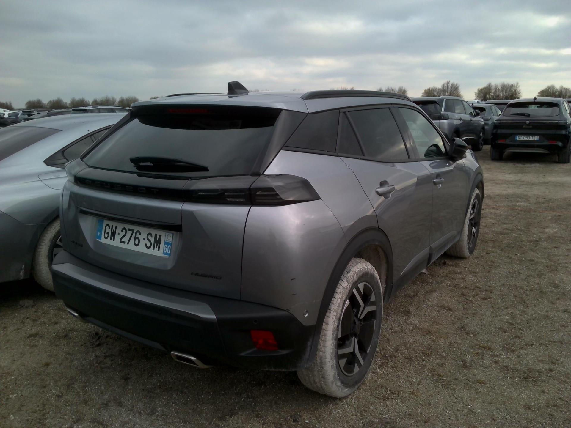 Peugeot 2008 Hybrid 136 e-DCS6 Allure 2024