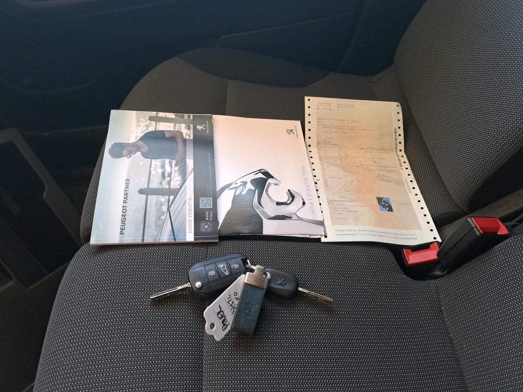 Peugeot PARTNER FOURGON LONG 950 KG BLUEHDI 100 S&S BVM5 GRIP 2020