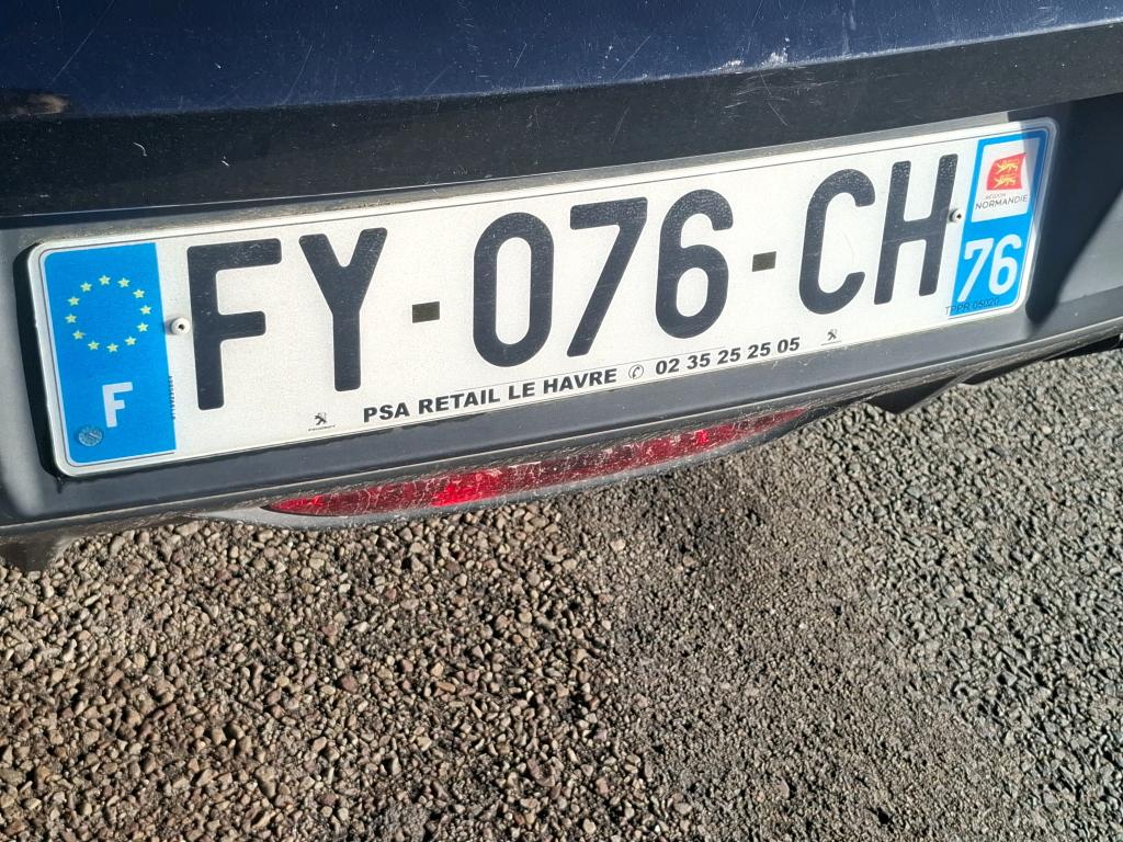 Peugeot 208 BLUEHDI 100 S&S BVM6 PREMIUM 2021