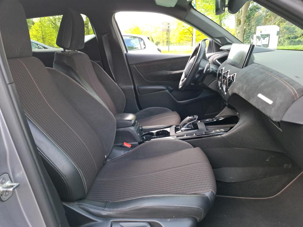 DS DS3 Crossback BlueHDi 130 EAT8 Performance Line+ 2022