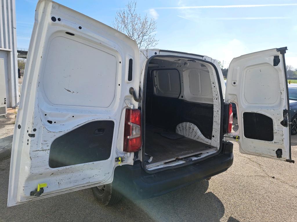 Opel COMBO CARGO 1.5 100 CH S/S L1H1 BVM5 STANDARD PACK CLIM 2021