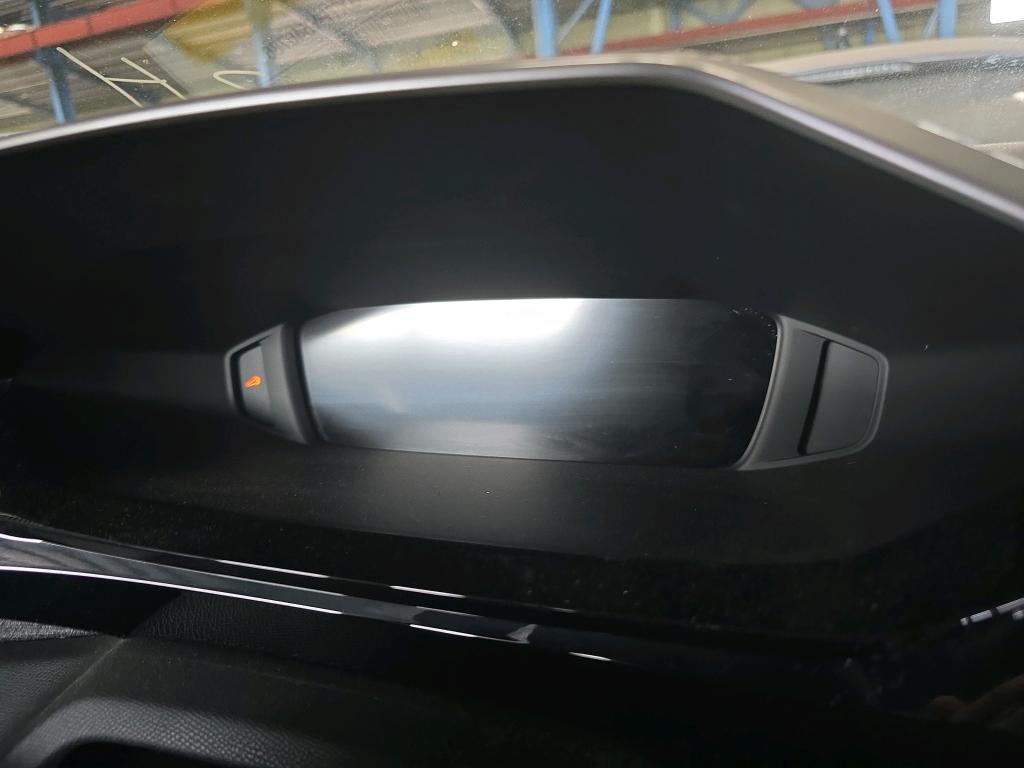 Peugeot 408 PHEV 180 e-EAT8 Allure 2023