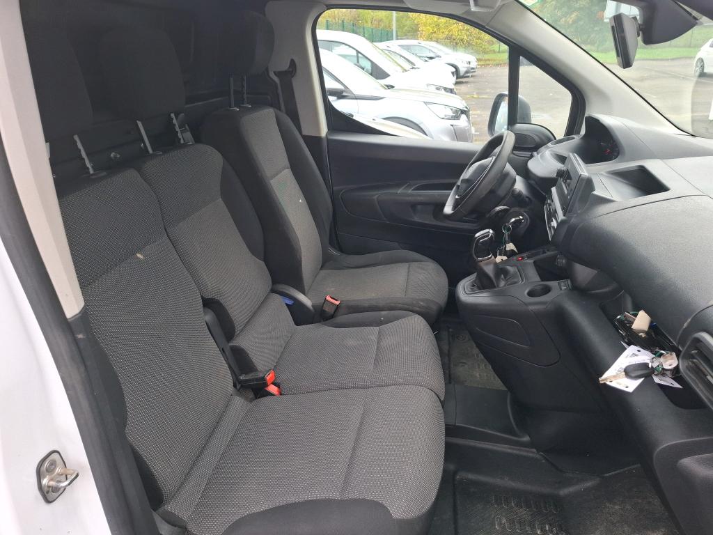 Peugeot PARTNER FOURGON STANDARD 650 KG BLUEHDI 100 S&S BVM5 PREMIUM 2020