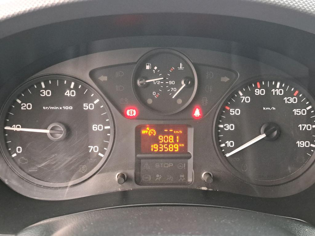 Peugeot PARTNER FOURGON 120 L1 1.6 HDI 90 BVM5 PACK CLIM 2016